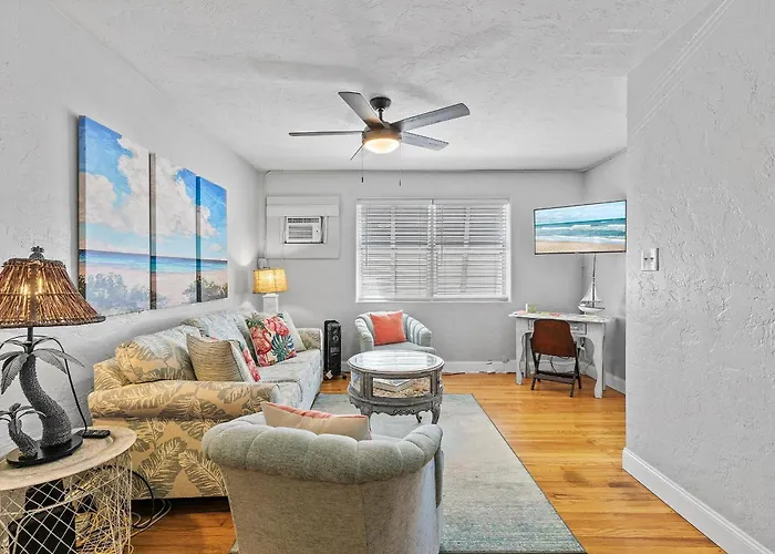 Flagler Suites 3